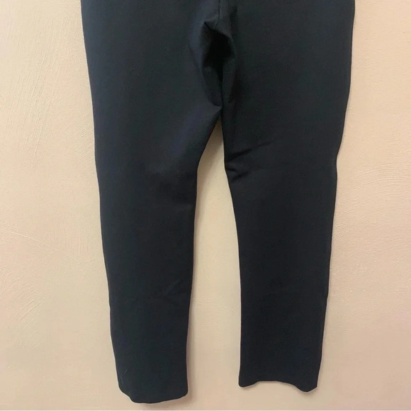 Spanx The Perfect Pant, Slim Straight in Classic Black Size Small - Picture 9 of 12